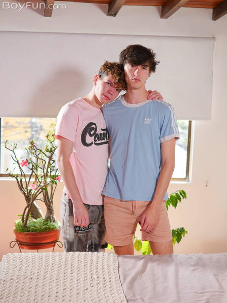 Hot twink Melo Prince and young Milo Thunder love each other